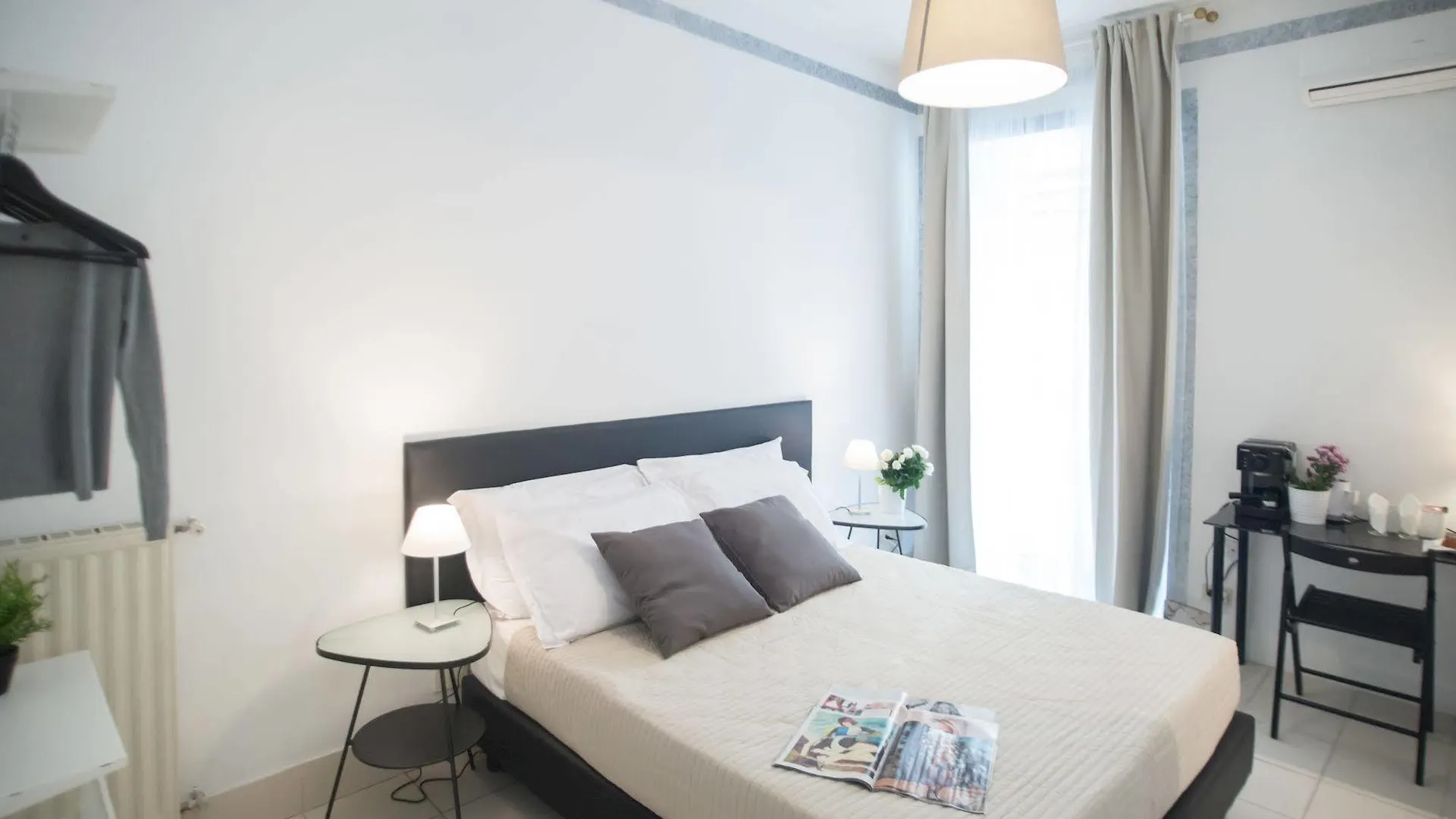 **  Living Rome Vatican Bed & Breakfast Italy
